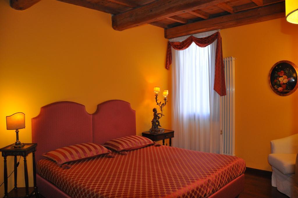 Piazza Nova Guest House Ferrara Rom bilde
