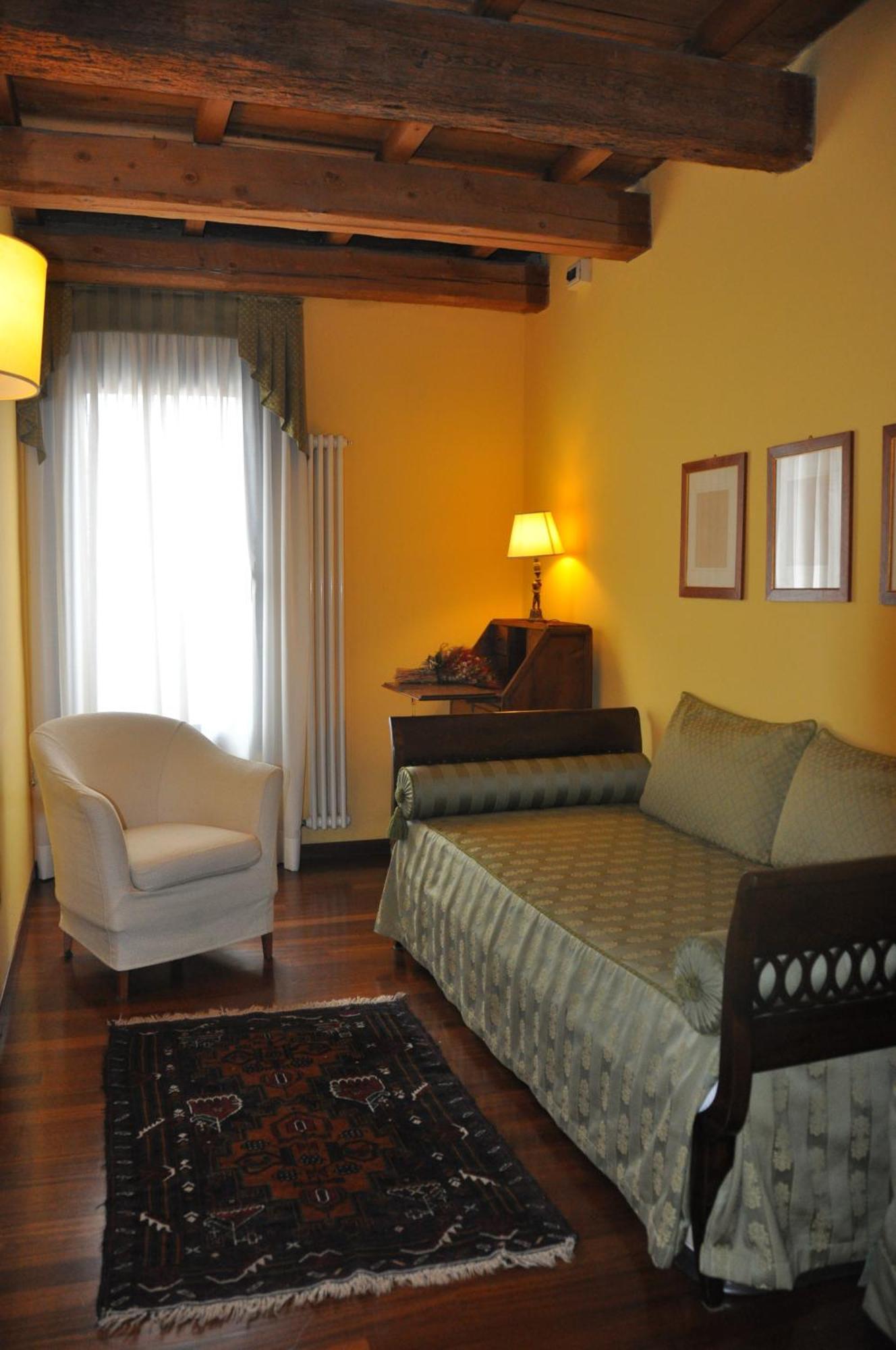 Piazza Nova Guest House Ferrara Rom bilde