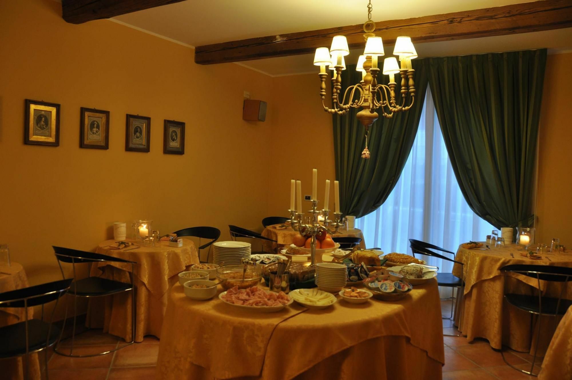 Piazza Nova Guest House Ferrara Eksteriør bilde